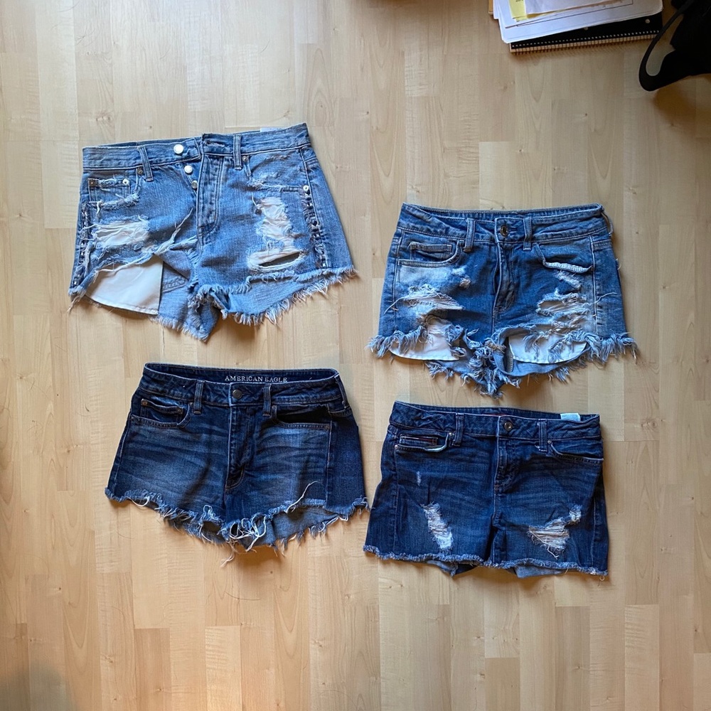 American Eagle/ Tommy Hilfiger shorts!